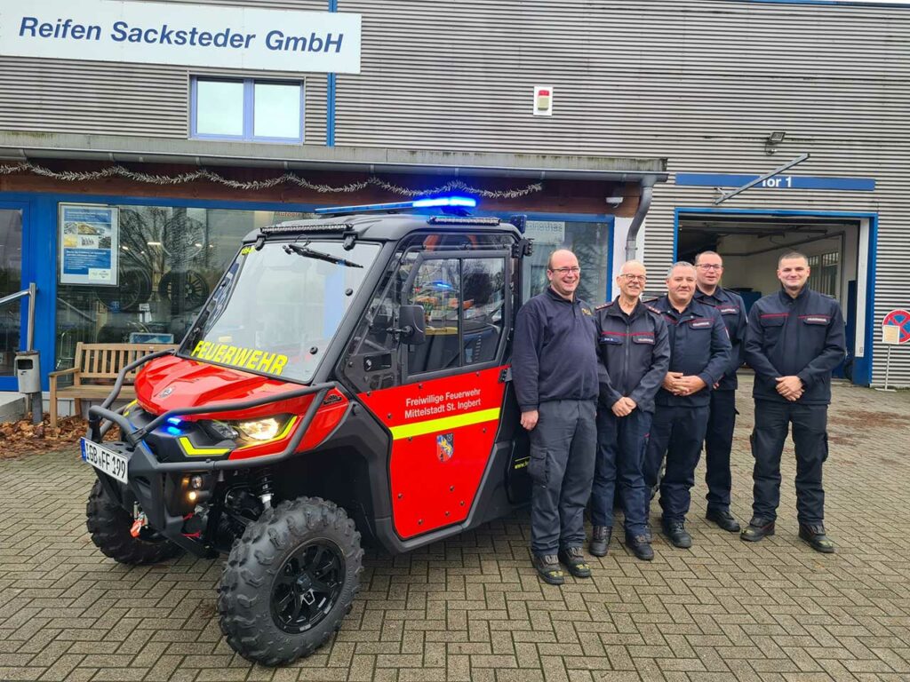 Feuerwehr St Ingbert erhält Spezial Fahrzeug für Geländeeinsätze