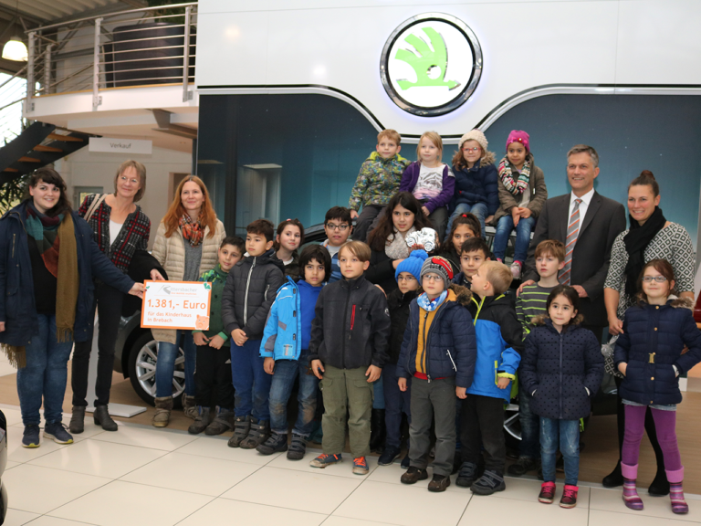 Autohaus Rittersbacher unterstützt Kinderhaus Brebach