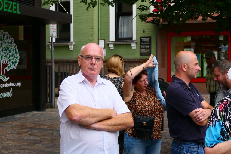 Doppel-Demo in Sulzbach: NPD nutzt Plattform