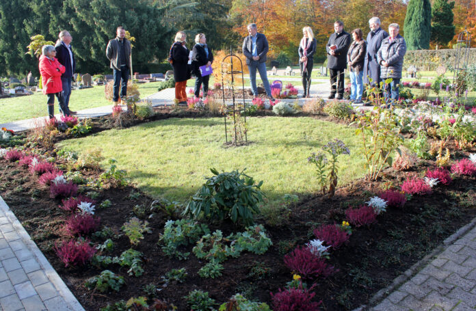 Friedhof Quierschied: Einweihung Memoriam-Garten