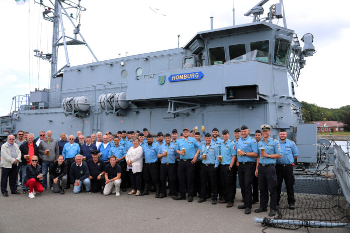 Gruppenfoto Patenboot