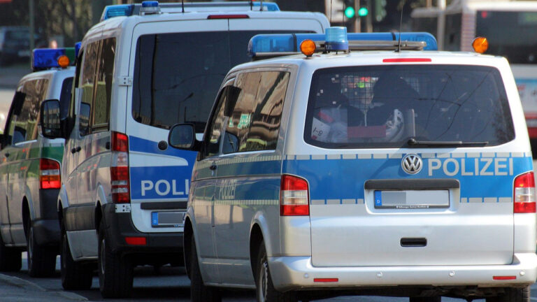 Nach versuchtem Tötungsdelikt und versuchter schwerer Brandstiftung in Dudweiler – Polizei sucht Zeugen