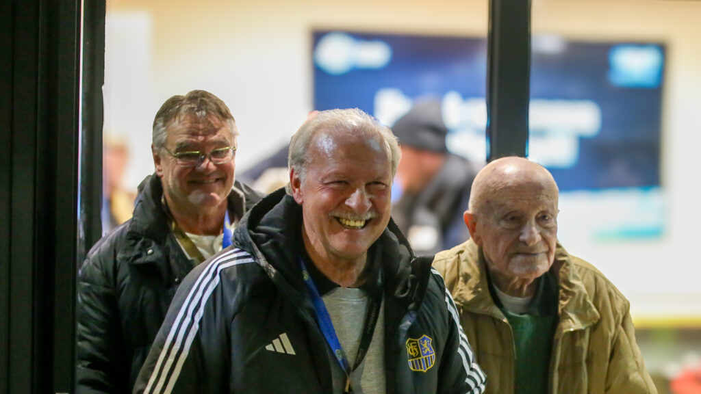 Eugen Hach, Jörg Alt und Werner Otto nach dem DFB-Pokal Achtelfinale gegen Eintracht Frankfurt.