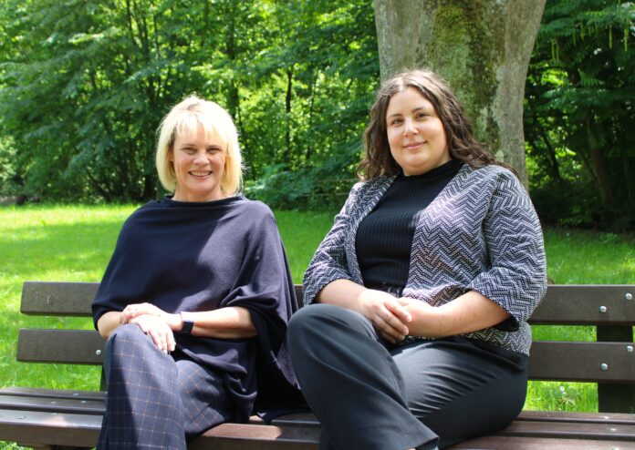 Foto: Oberbürgermeisterin Christiane Blatt freut sich auf die Zusammenarbeit mit der Klimaschutzmanagerin Lea Scheffler. (Stadt Völklingen)