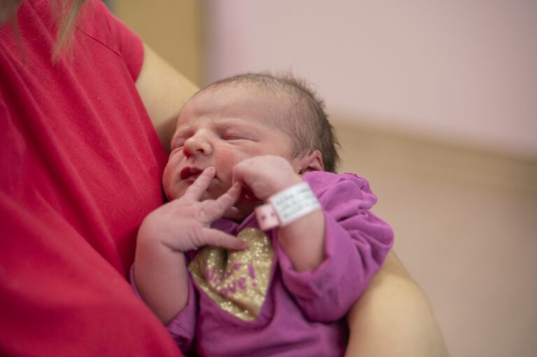 Lilly ist das 1000. Baby des Jahres am Universitätsklinikum des Saarlandes