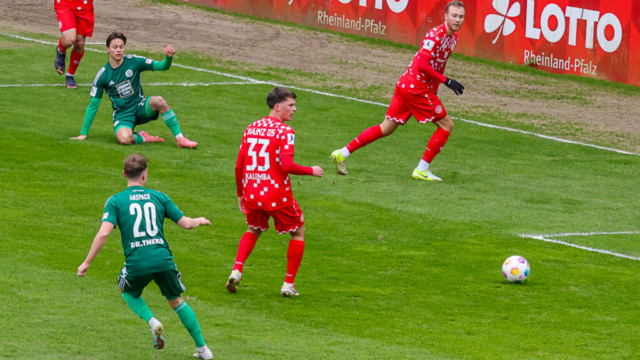 250215 - FC Homburg - Minos Gouras und Niclas Anspach